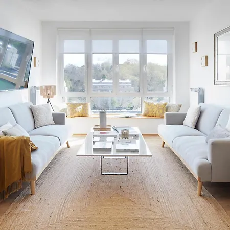 Ekialde By Feelfreerentals